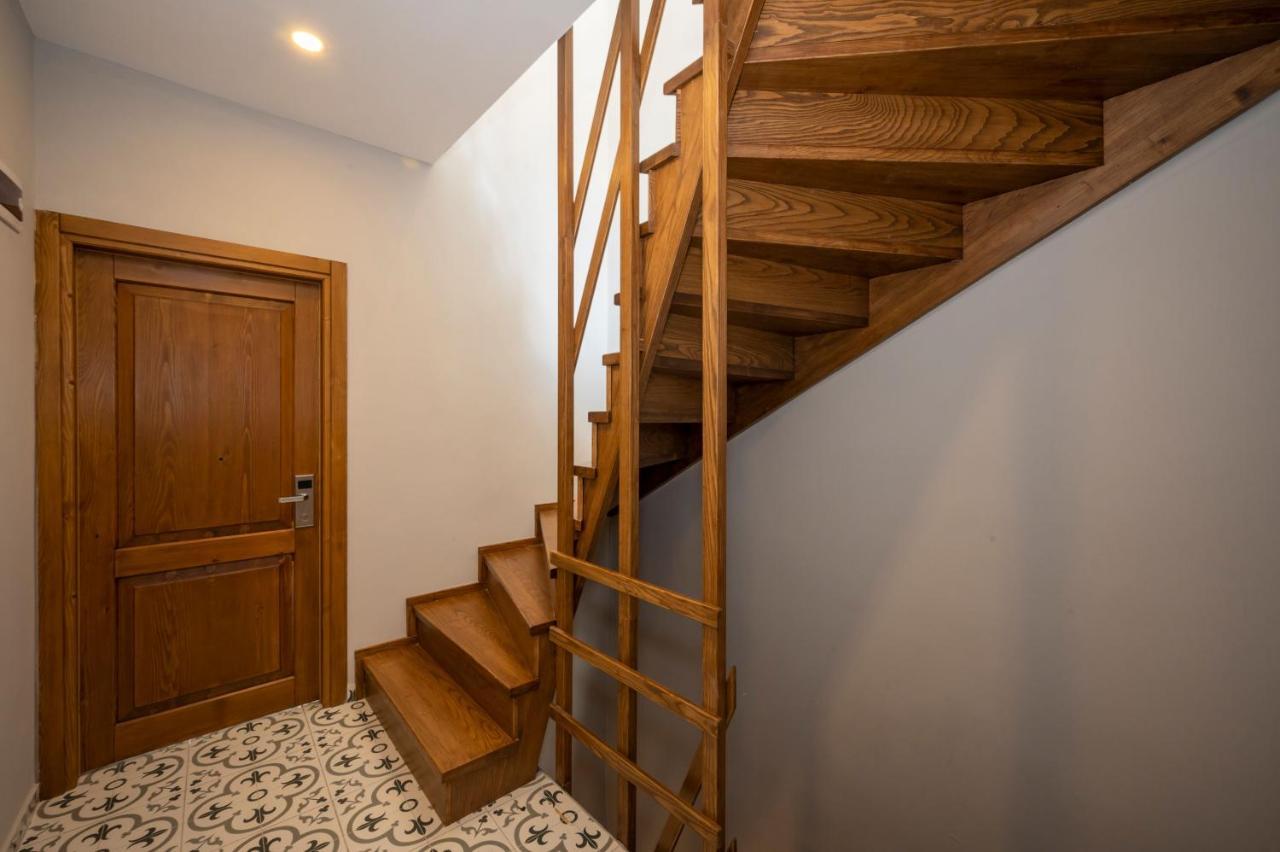 Taksim Suite Istanbul Exterior photo