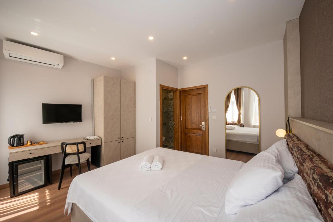 Taksim Suite Istanbul Exterior photo