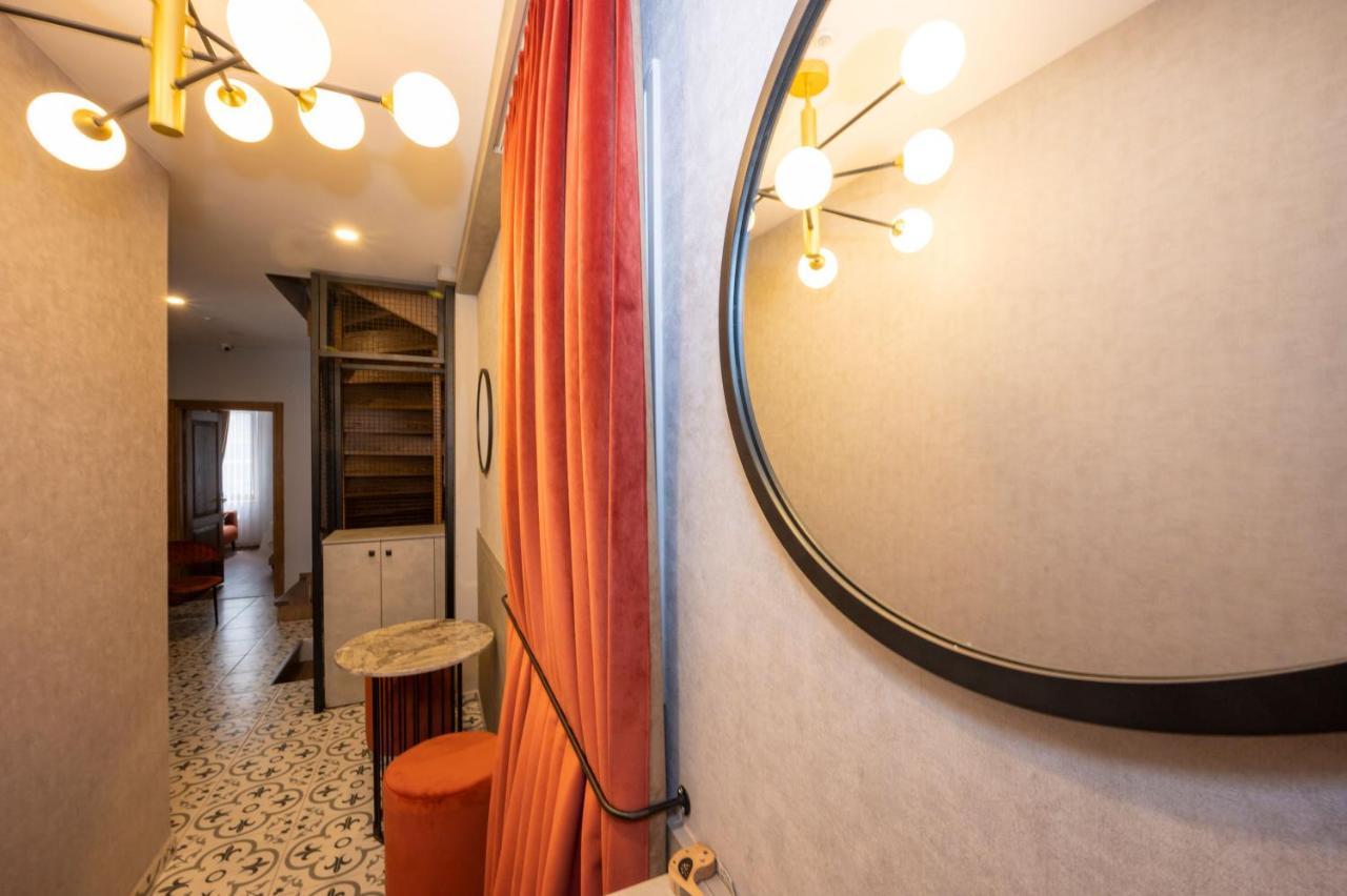 Taksim Suite Istanbul Exterior photo