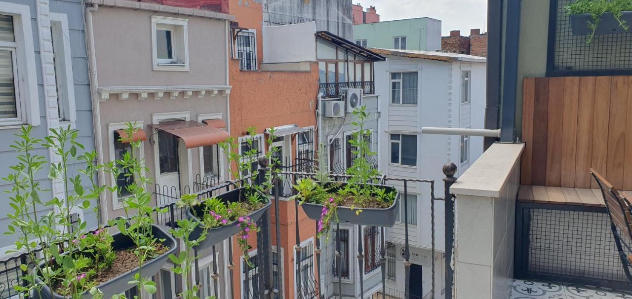 Taksim Suite Istanbul Exterior photo