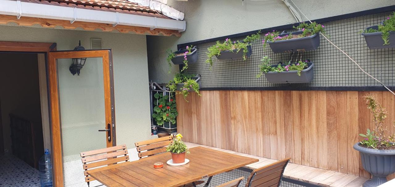 Taksim Suite Istanbul Exterior photo