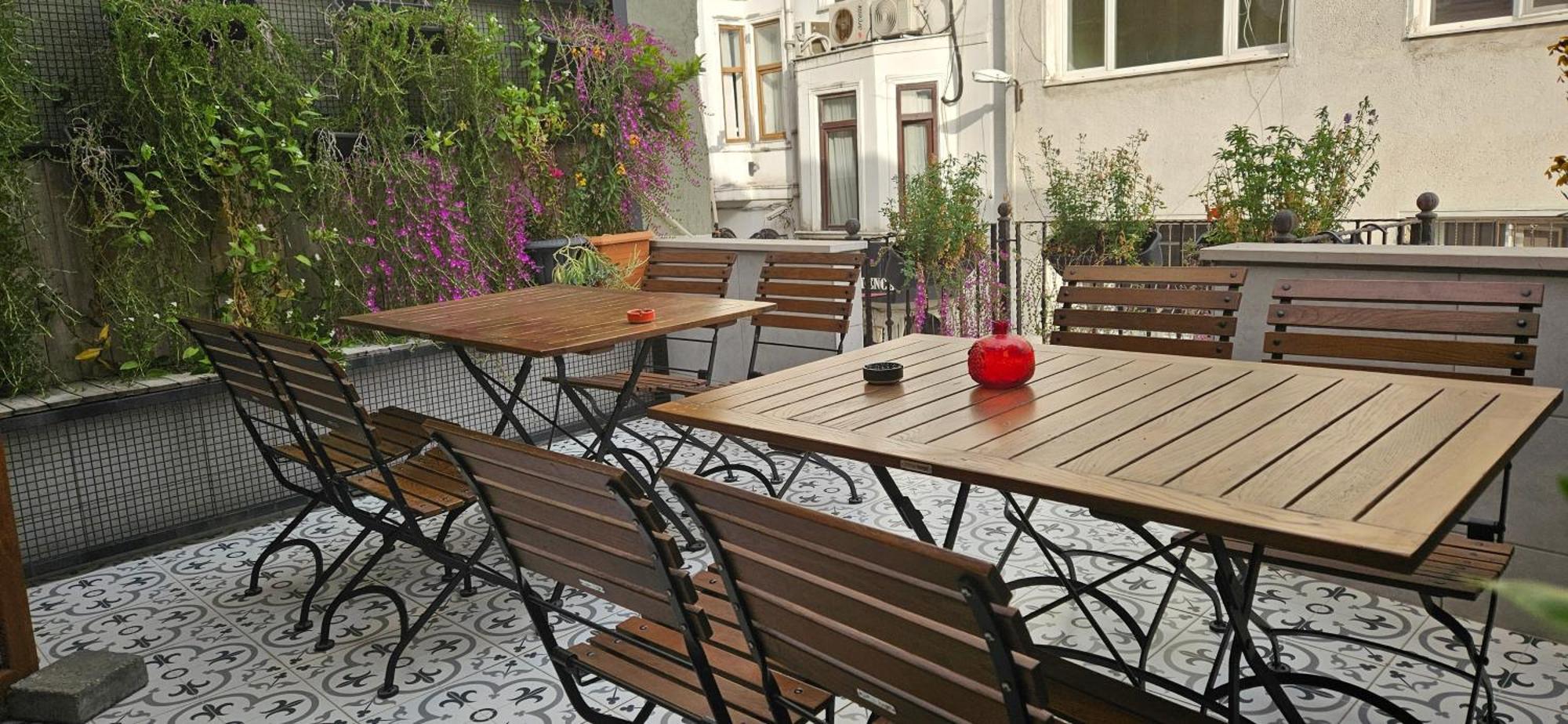 Taksim Suite Istanbul Exterior photo